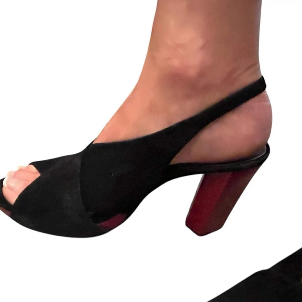 Diane Von Furstenberg fabulous suede